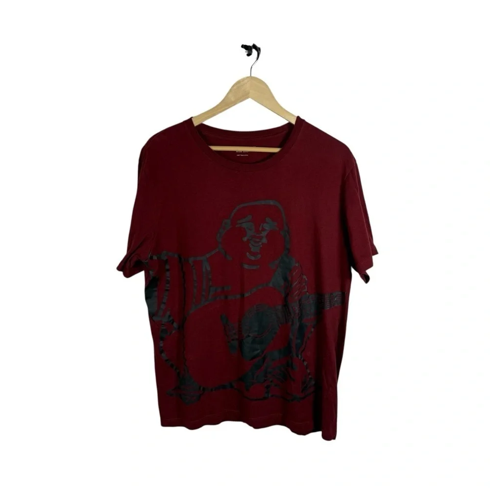 True Religion Jeans Men’s Short Sleeve Oversize Buddha Graphic Tee Red/Black L